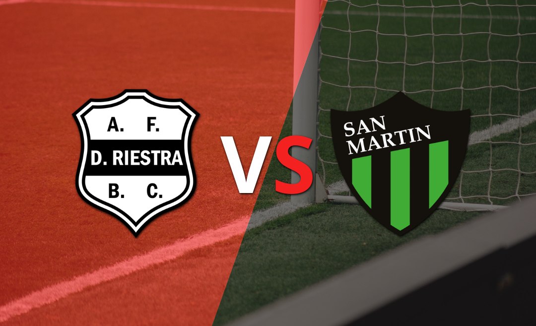 Se juega el segundo tiempo del empate en 0 entre Dep. Riestra y San Martín (SJ)