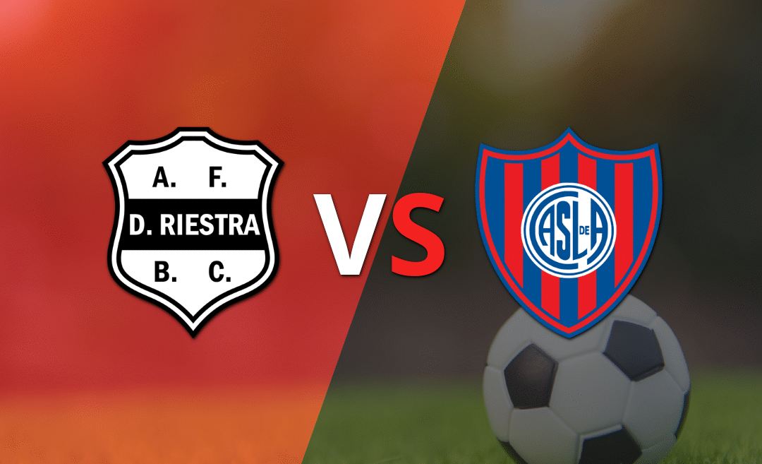 Dep. Riestra y San Lorenzo empatan sin goles en el inicio del segundo tiempo