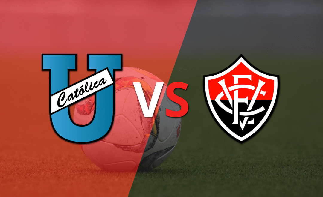 ¡Arranca el segundo tiempo! U. Católica (E) y Vitória empatan sin goles
