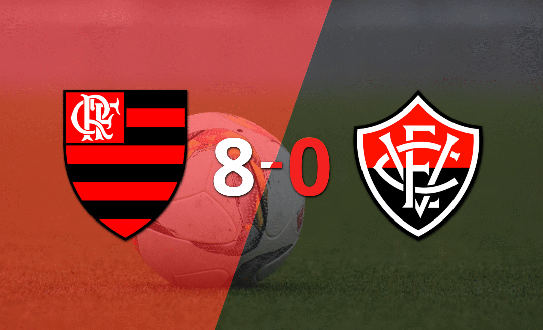 Vitória terminó goleado 8-0 por Flamengo con triplete y un doblete
